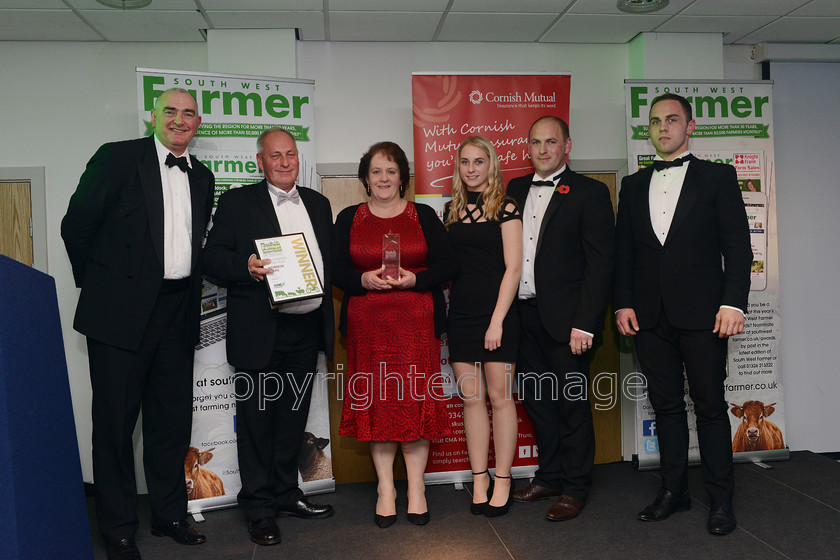 farming-awards-2017 20171102 0093 
 The South West Farmer Awards 2017 at Somerset County Cricket Club, Taunton. Pictured Winner of the Dairy Farmer of the year, L-R Edward Dickinson with winner Gordon Davis and family from Westcott farm