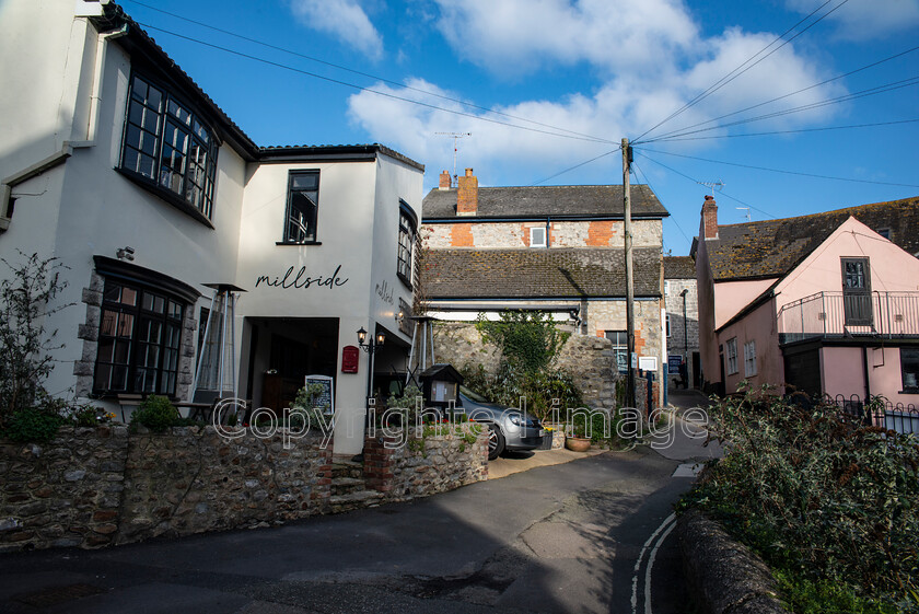 lyme-018 
 Lyme Regis and Uplyme riverside walk 
 Keywords: Lyme Regis, Uplyme, coastal town, Devon, Dorset, boarder, riverwalk, seaside, sea view, backstreets, courtyard.