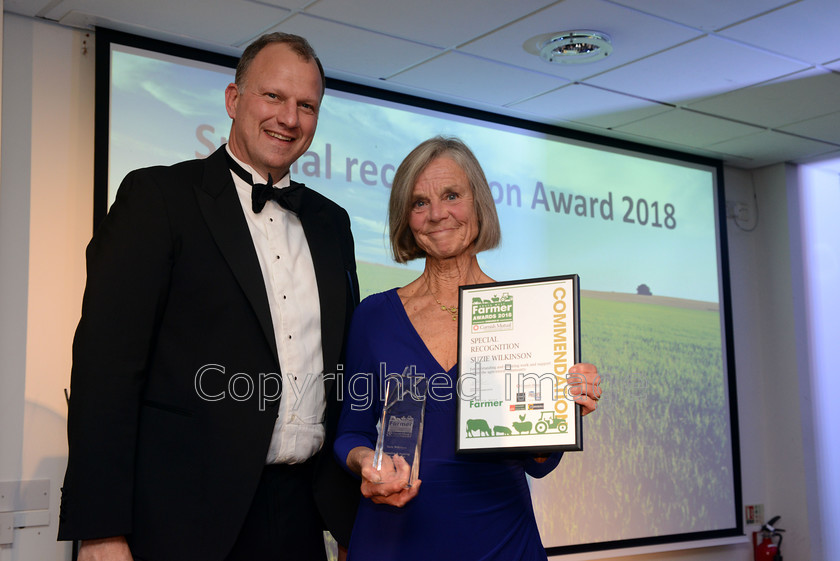 famer-awards20181108 119 
 The South West Farmer Awards 2018. Pictured Rob Venner with Suzie Wilkinson awarded the Special Recognition award