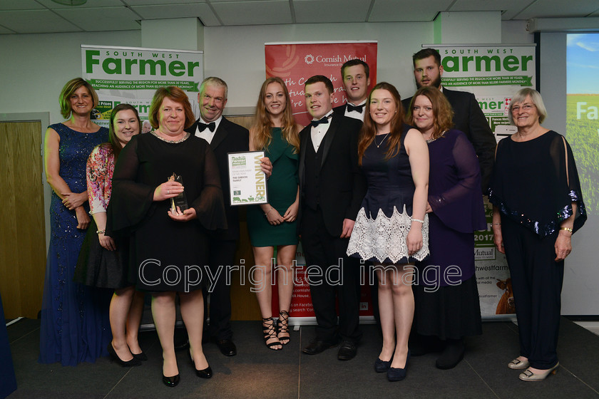 farming-awards-2017 20171102 0077 
 The South West Farmer Awards 2017 at Somerset County Cricket Club, Taunton. Pictured sponsor Julie Edwards from Mole Vally Farmers with winners of the Family Run Farm of the year The Gibson family